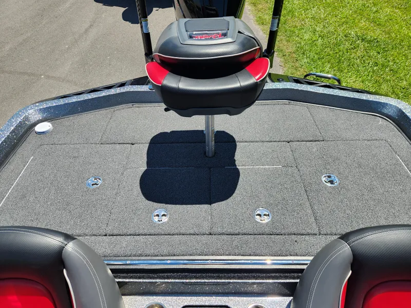 Slide: The Image of 2022 Ranger Z519 boat deck with seating, featuring gray and red accents. - 11
