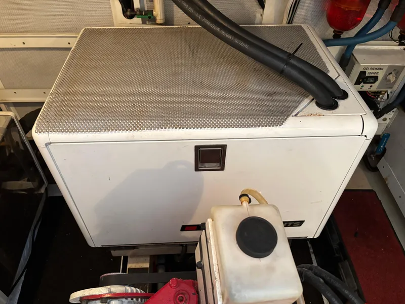 Slide: The Image of Diesel Duck Trawler 1999 - 70