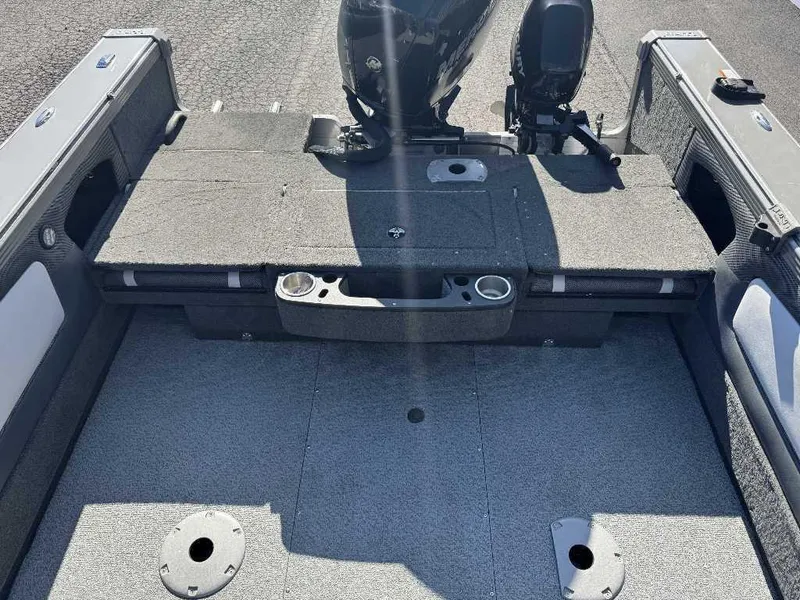 Slide: The Image of Lund 1900 Tyee 2013 - 9