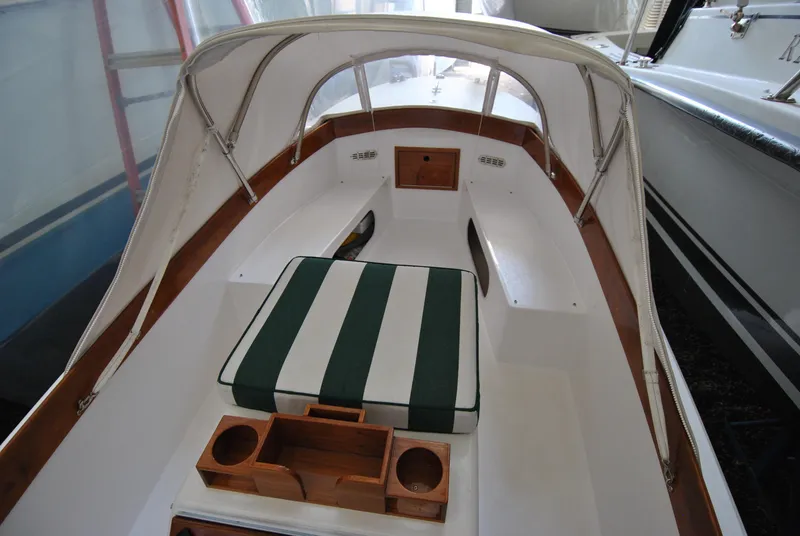 Slide: The Image of Starboard Aft Quarter - 9