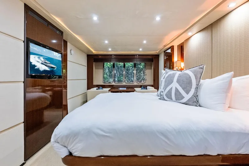 Slide: The Image of Princess 85 Motor Yacht 2009 - 70