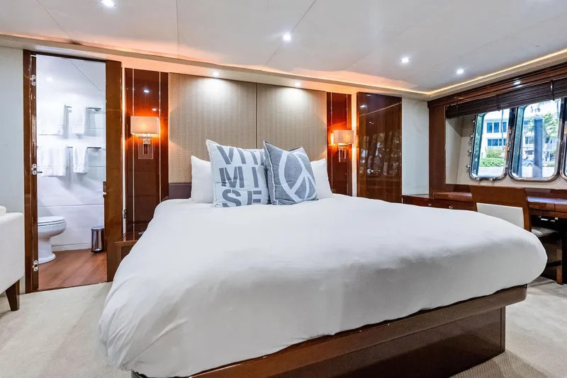 Slide: The Image of Princess 85 Motor Yacht 2009 - 71