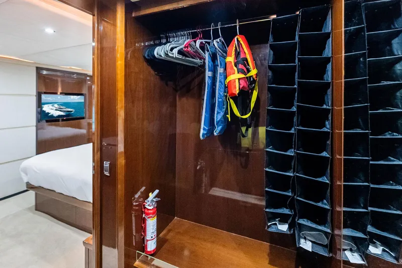 Slide: The Image of Princess 85 Motor Yacht 2009 - 74