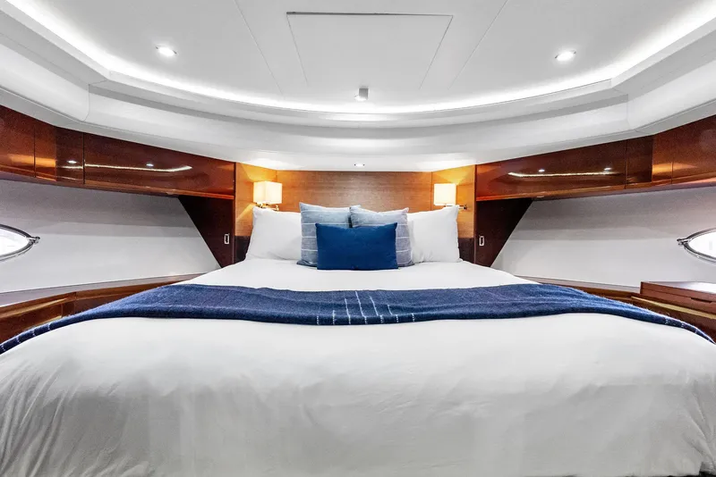 Slide: The Image of Princess 85 Motor Yacht 2009 - 76