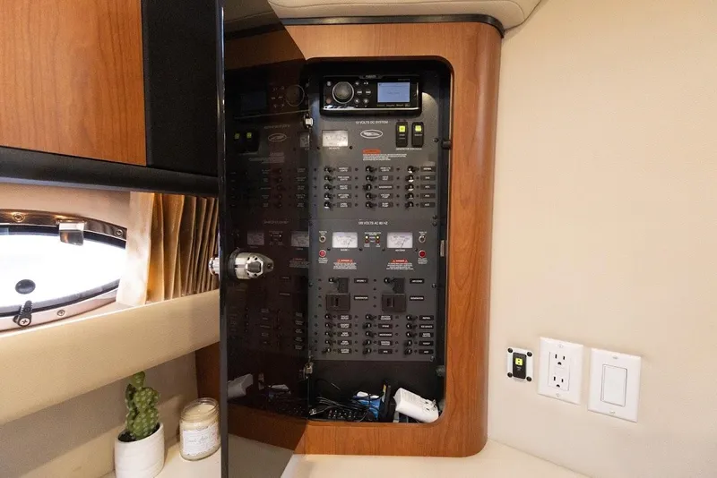 Slide: The Image of Chaparral Signature 350 2004 - 24