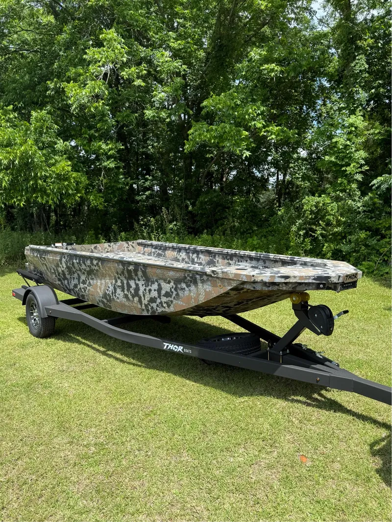 The Image of Thor Lake Hammer 1754 2024 - 1