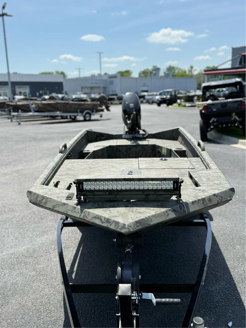 Slide: The Image of Excel Eclipse 1554 2025 - 12