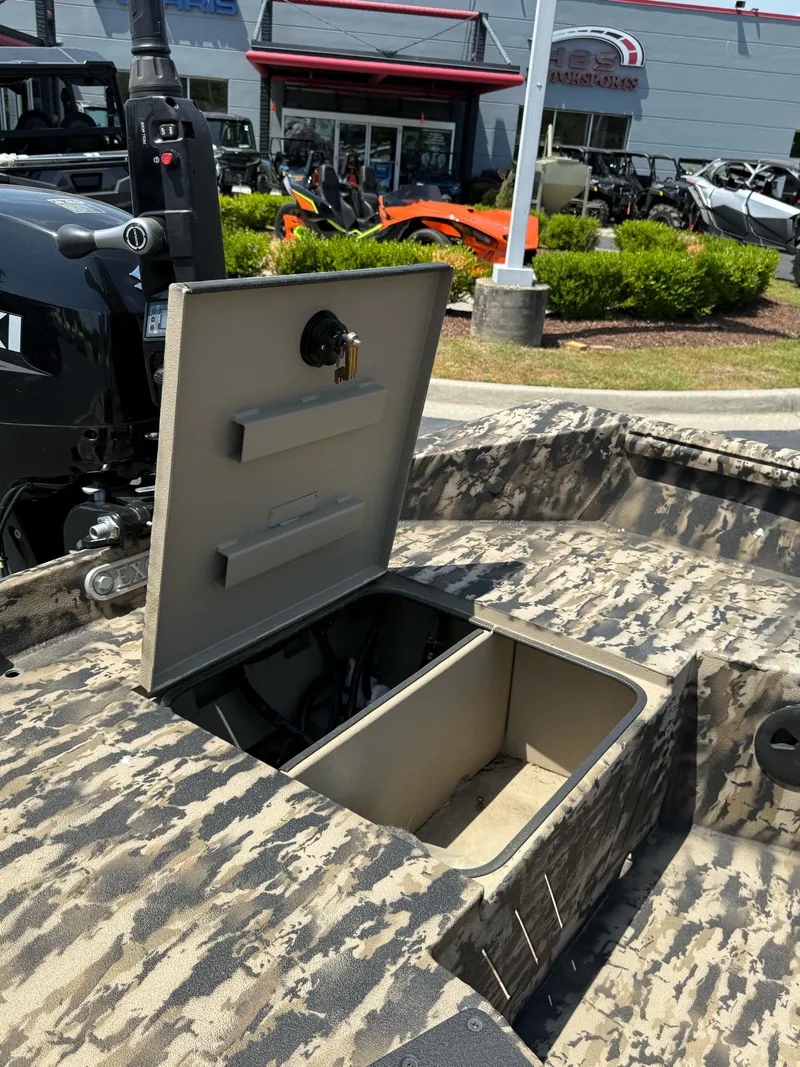 Slide: The Image of Excel Eclipse 1554 2025 - 10