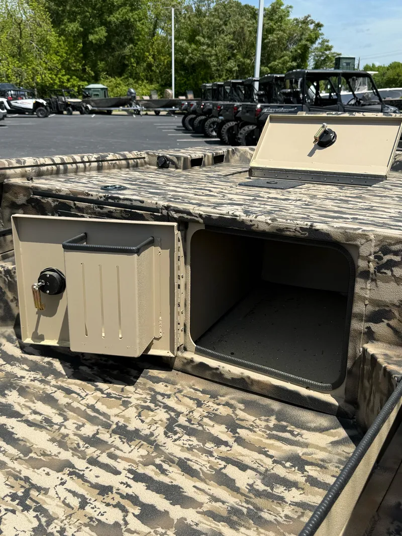 Slide: The Image of Excel Eclipse 1554 2025 - 13