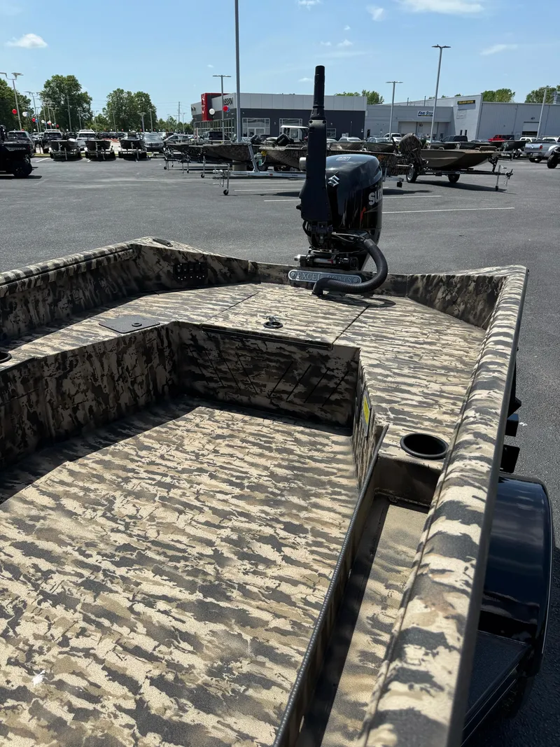 Slide: The Image of Excel Eclipse 1554 2025 - 18