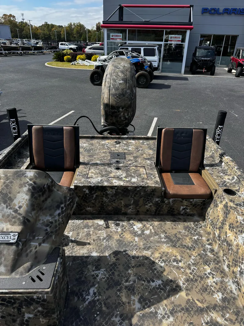 Slide: The Image of Excel Bolt 203 2025 - 16