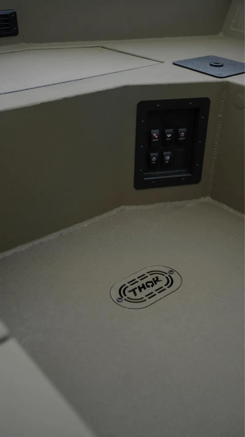 Slide: The Image of Thor 1754 Timber Hammer 2025 - 10