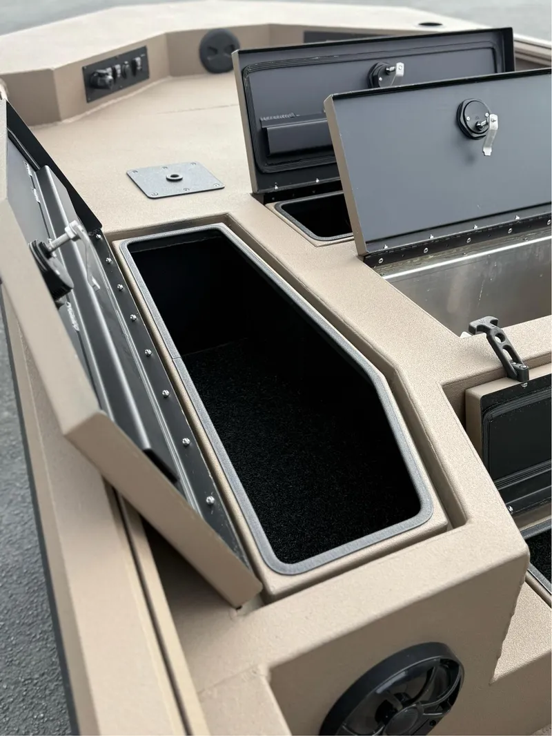 Slide: The Image of Thor Lake Hammer 1900 2025 - 13