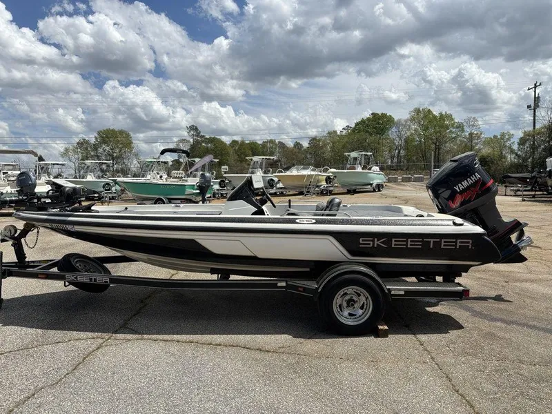 Slide: The Image of Skeeter 190 Sx 2001 - 6