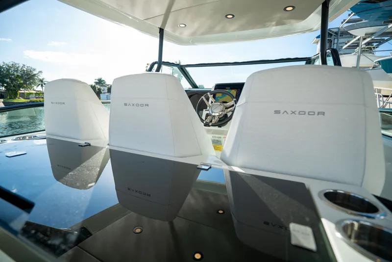 Slide: The Image of Saxdor 320 GTO 2026 - 10