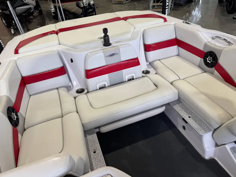 Slide: The Image of Nautique Super Air Nautique 210 2007 - 16