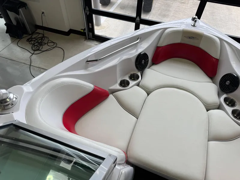 Slide: The Image of Nautique Super Air Nautique 210 2007 - 19