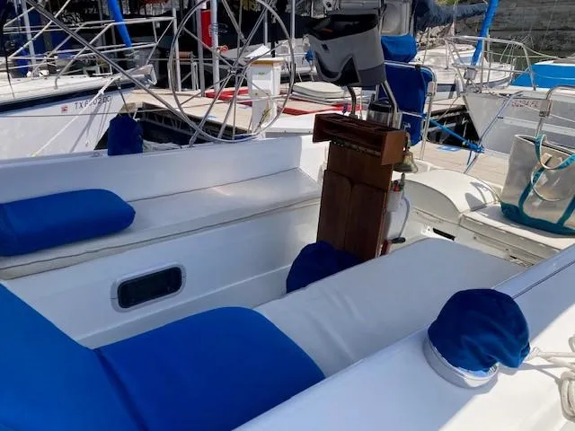 Slide: The Image of Large Cockpit - 10