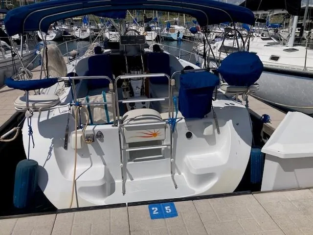 Slide: The Image of Transom with swim platform - 3