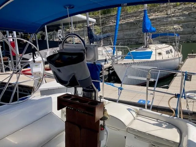 Slide: The Image of Transom with swim platform - 9