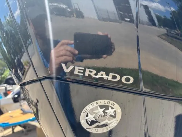 Slide: The Image of 2021 Sea Ray SDX 270 Outboard with Verado engine, ultra-low emission badge. - 20