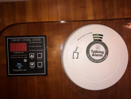 Slide: The Image of Comfort control panel and talking alarm on Albin 32 TE, 2009 model, wooden interior. - 38