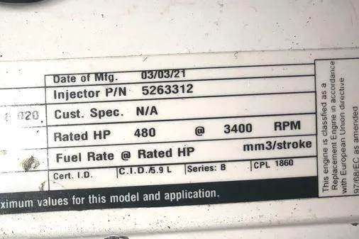Slide: The Image of Label with engine specifications for Albin 32 TE, 2009 model, showing horsepower and injector details. - 56