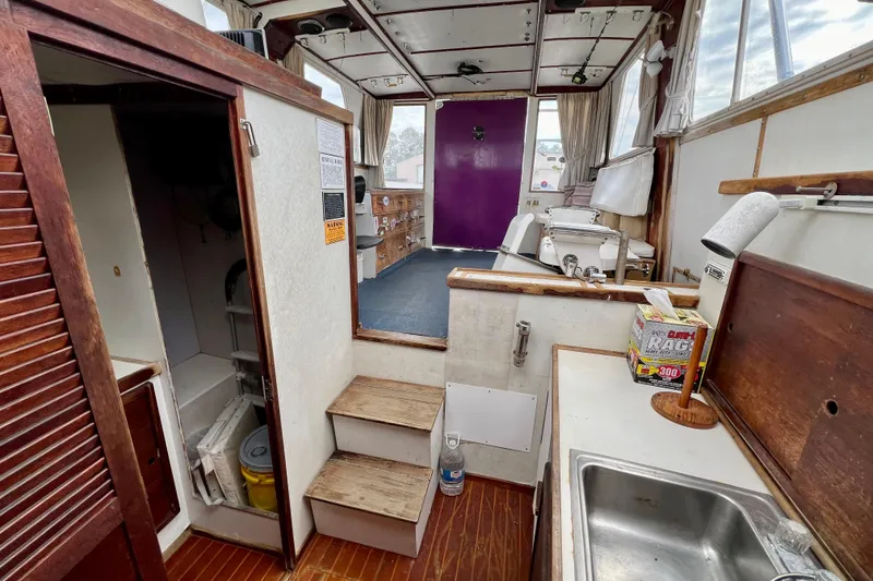 Slide: The Image of Legnos 35 1985 - 33