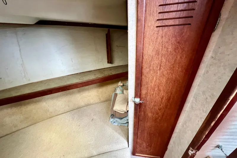 Slide: The Image of Legnos 35 1985 - 38