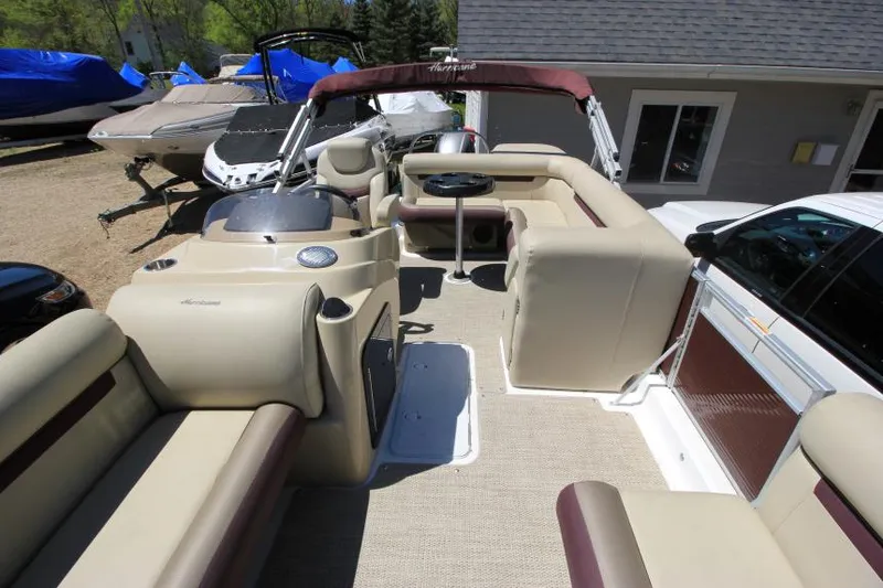 Slide: The Image of Hurricane FD 196 2020 - 18