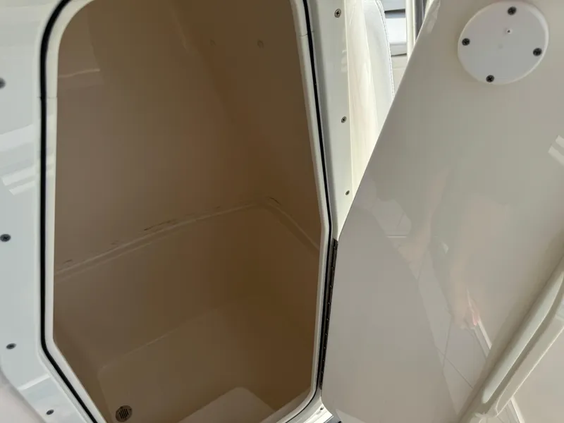 Slide: The Image of Cobia 220 Center Console 2020 - 50