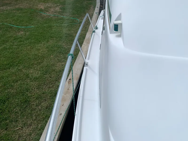 Slide: The Image of Mainship 31 Sedan Bridge 1994 - 51