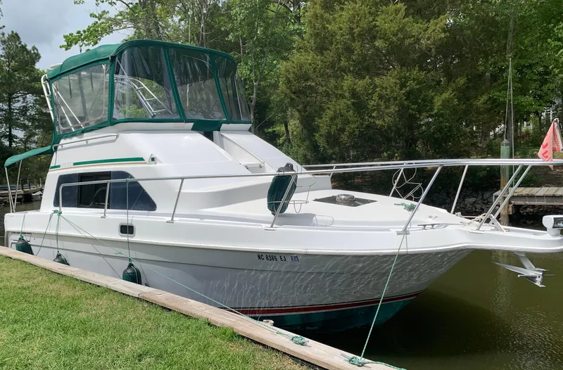 Slide: The Image of Mainship 31 Sedan Bridge 1994 - 54