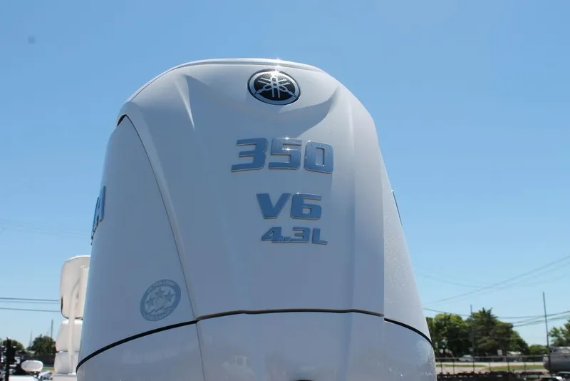 Slide: The Image of Yamaha 350 V6 4.3L outboard engine on 2025 Skeeter SX241 boat. - 1