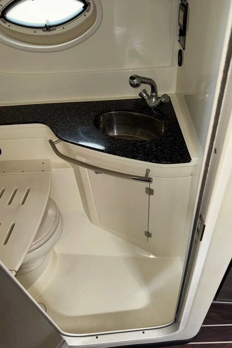 Slide: The Image of Monterey 320 Sport Yacht 2013 - 50