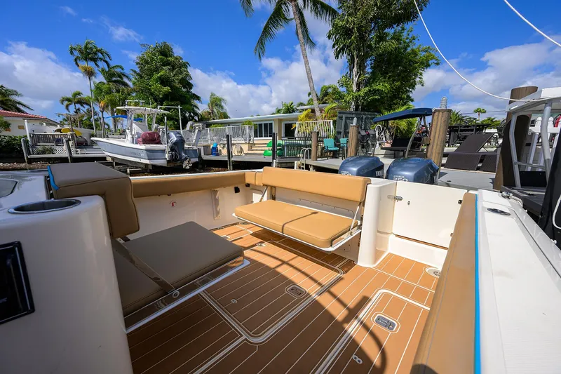 Slide: The Image of Pursuit 34 Nauti-Hooker - Cockpit - 28