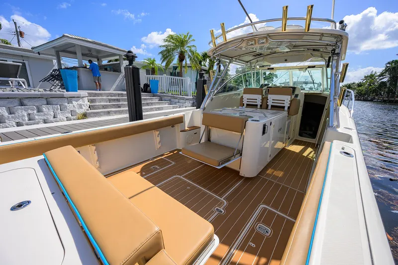 Slide: The Image of Pursuit 34 Nauti-Hooker - Cockpit - 31