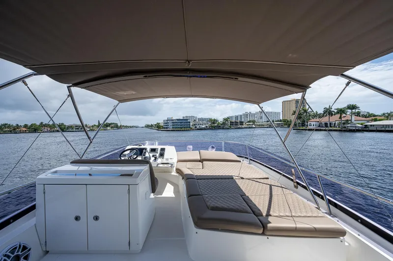 Slide: The Image of Prestige 550 2014 - 124