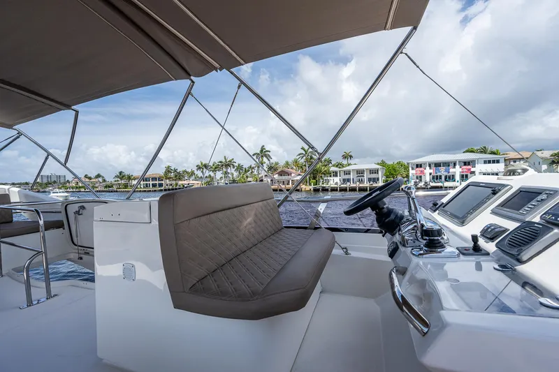 Slide: The Image of Prestige 550 2014 - 131