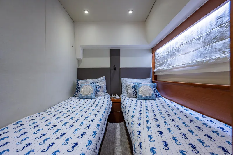 Slide: The Image of Prestige 550 2014 - 76