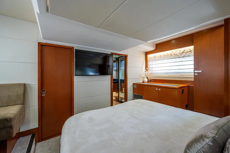 Slide: The Image of Prestige 550 2014 - 86