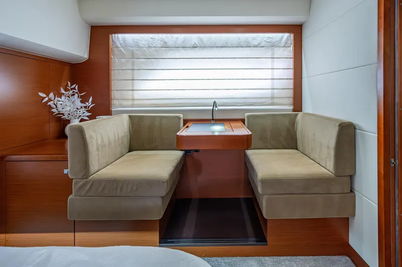 Slide: The Image of Prestige 550 2014 - 91