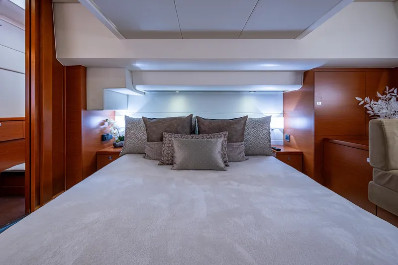 Slide: The Image of Prestige 550 2014 - 92