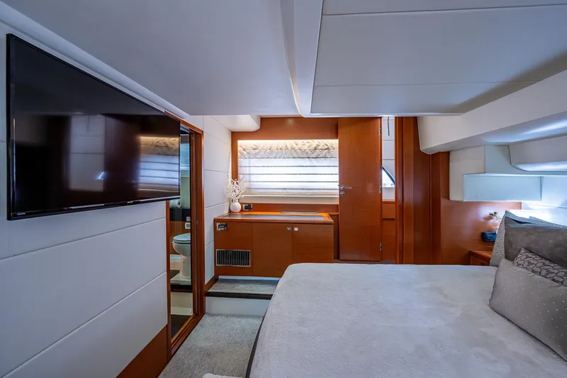 Slide: The Image of Prestige 550 2014 - 93