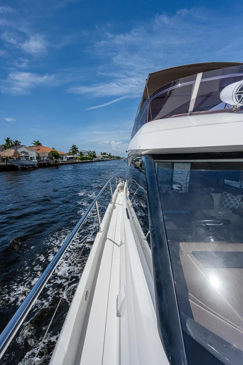 Slide: The Image of Prestige 550 2014 - 96