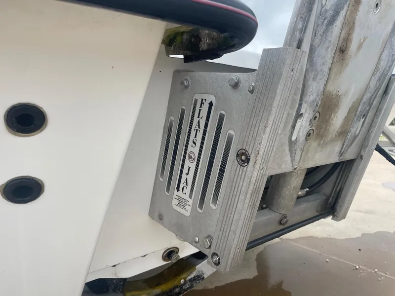 Slide: The Image of 2013 Majek 22 XTREME boat with Flats Jac jack plate detail. - 9