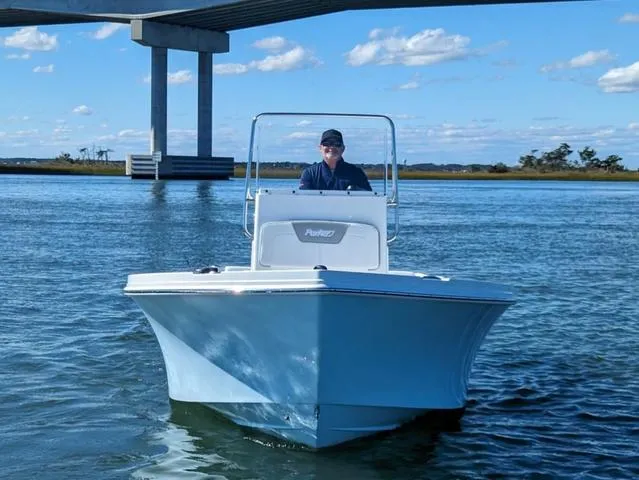 Slide: The Image of Parker 18SE Center Console 2025 - 11