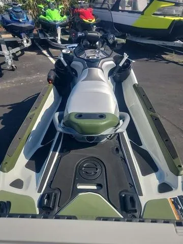 Slide: The Image of Sea-Doo FISH PRO 2025 - 10