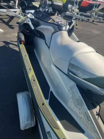 Slide: The Image of Sea-Doo FISH PRO 2025 - 4