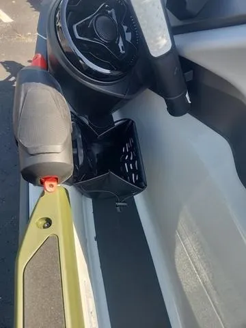 Slide: The Image of Sea-Doo FISH PRO 2025 - 8